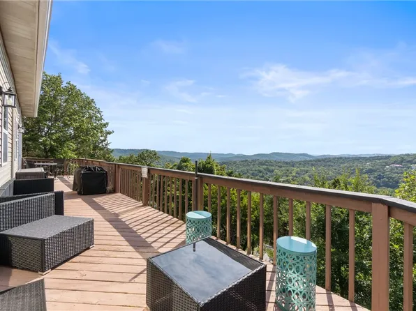 26 Stateline Dr, Eureka Springs, AR 72631