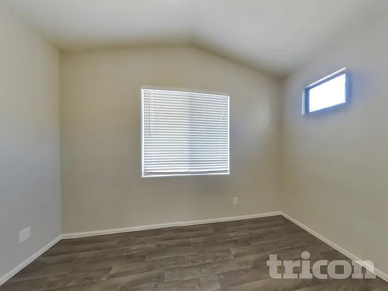 42614 W Venture Rd — Photo 12