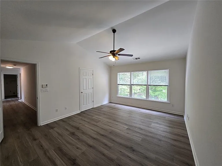 10845 Glenbarr Dr — Photo 8