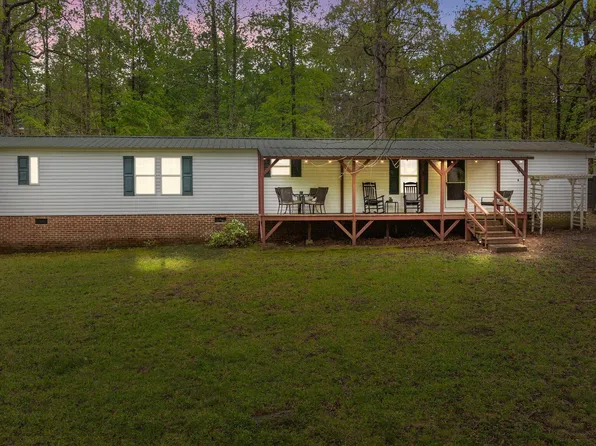 103 Winn Dr, Louisburg, NC 27549