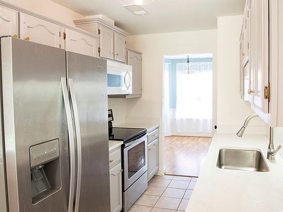 5th image of 3318 Whippoorwill Ln