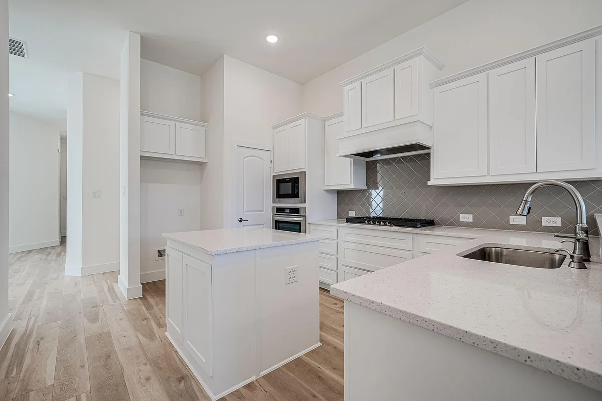Building Photo - 6244 Mulberry Creek Ln