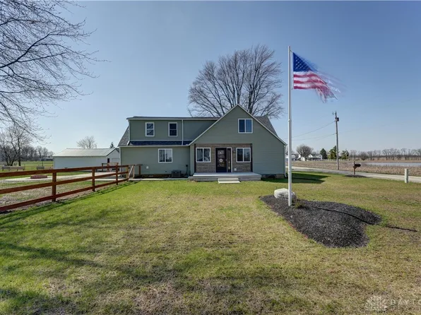 9053 Hathaway Rd, Ansonia, OH 45303