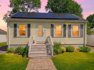 6 Pine St, Wareham, MA 02571