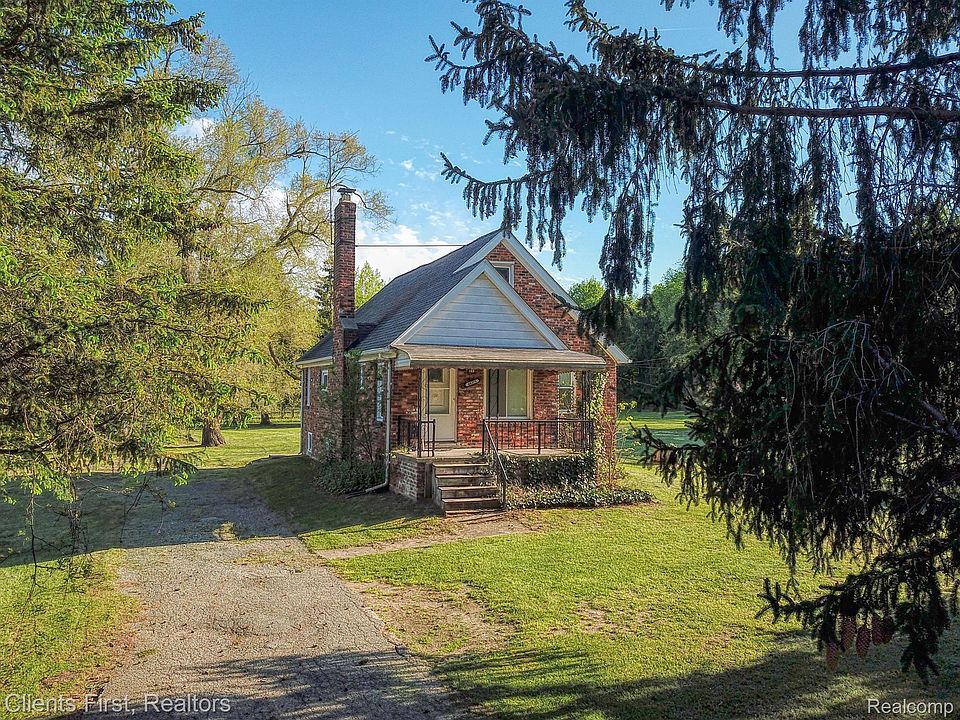 48375 Ford Rd, photo 6