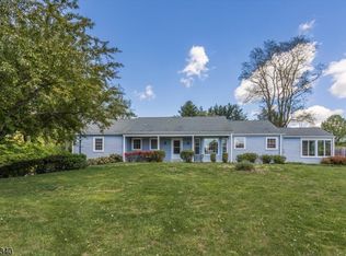 22 Mountain View Dr, Chester, NJ 07930