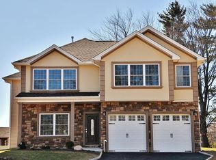 1245 Dovs, Linden, NJ 07036