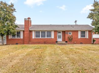 1319 Fort Campbell Blvd, Clarksville, TN 37042
