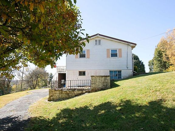 4th image of 304 Lowry Dr