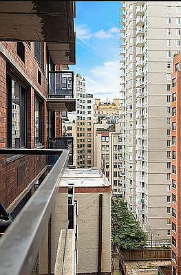 1st image of 510 E 80th St APT 10B