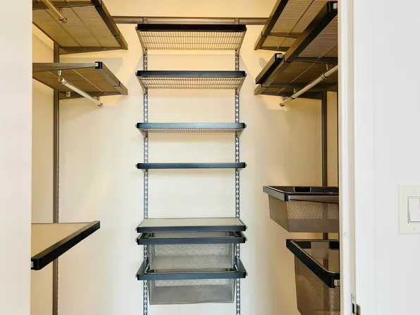 305 East 63rd Street image 21 of 24