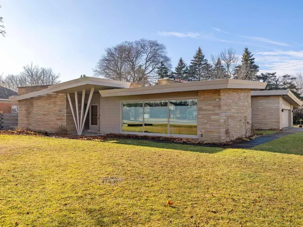 4177 Gratiot Ave, Fort Gratiot, MI 48059