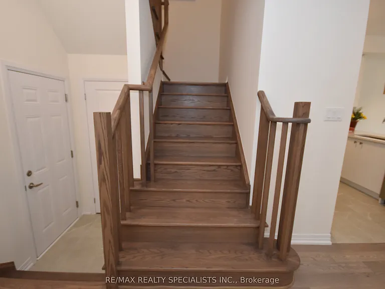 12 Velvet Way — Photo 15