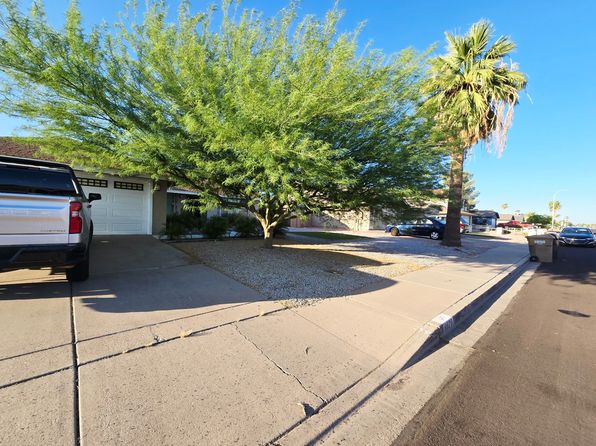 8020 W Sweetwater Ave