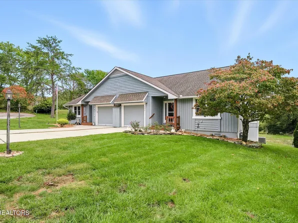 194 River Run Dr, Crossville, TN 38555