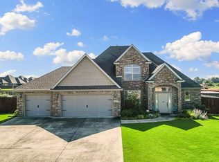 5703 S 66th St, Cave Springs, AR 72718