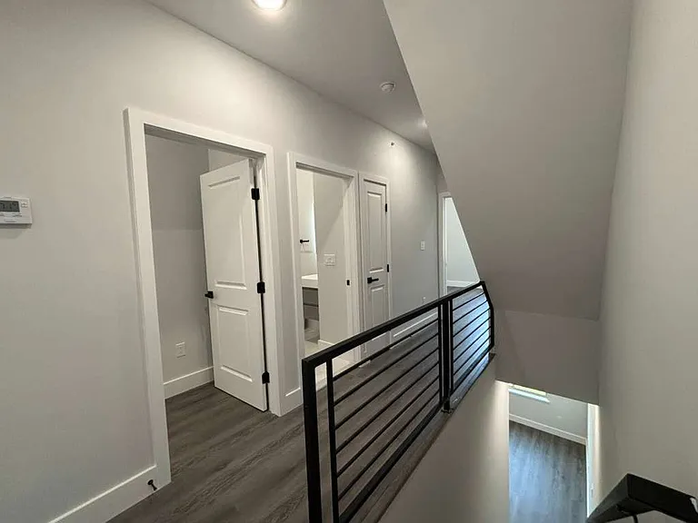 1938 N 22nd St #4 — Photo 9