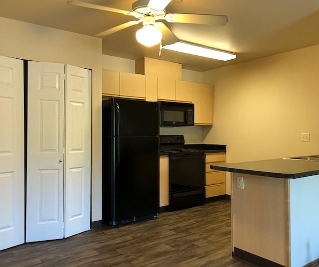 1st image of 3378 Shadden Ln NW APT 101