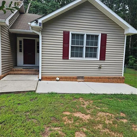 49 Cook Ln — Photo 1