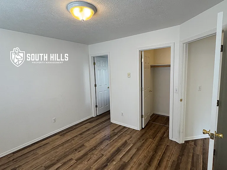 2140 Elizabeth Blvd #23 — Photo 8