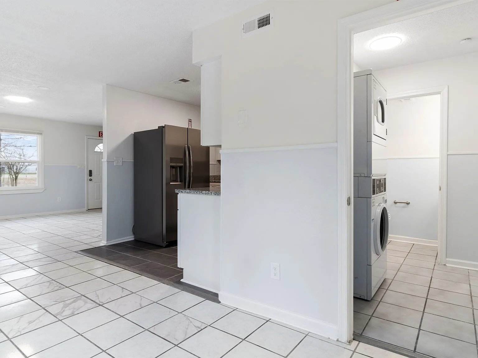 1536 W. 39th Street - A — Photo 2