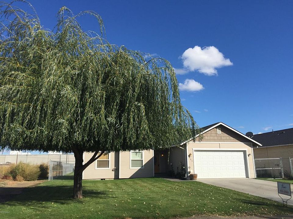 1st image of 165 Kamiakin Ave