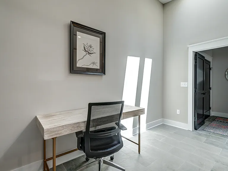 1523 W Cary St #1 — Photo 12
