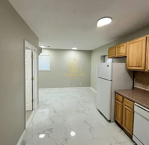 204 N 5th St #B22 Photo 1