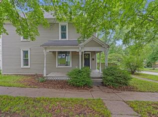 201 E Kaskaskia St, Paola, KS 66071