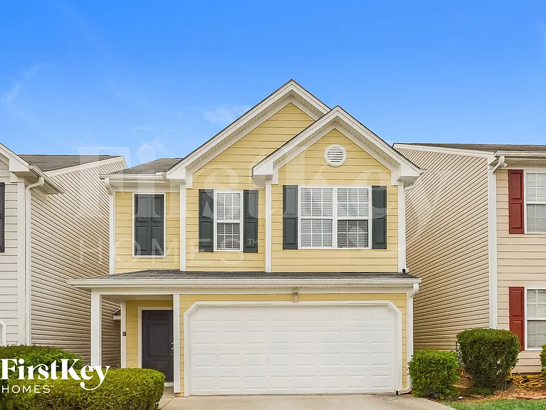 70 Fieldview Ln — Photo 1