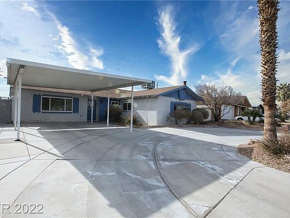 3rd image of 3627 Applewood Ave