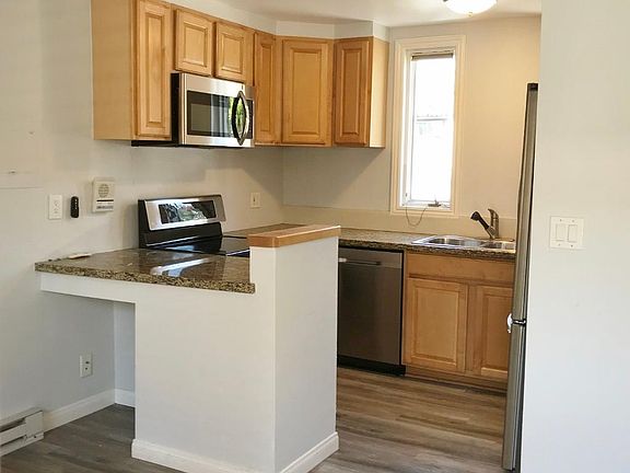 4th image of 2037 S Coast Hwy APT 11