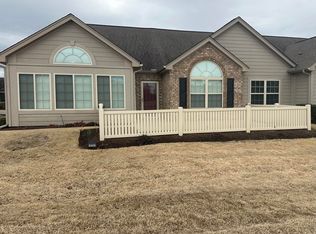 8668 Parkview Oaks Cir, Olive Branch, MS 38654