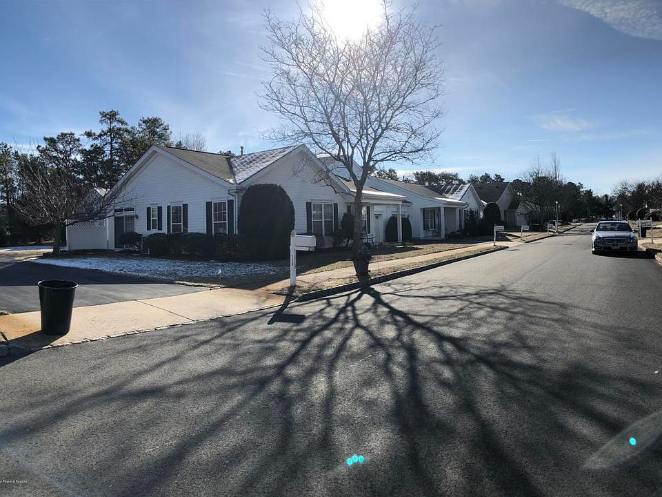 1st image of 114 Silverlawns Dr #1000