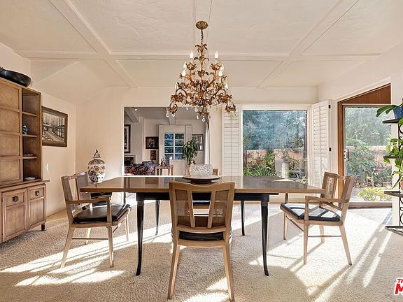 5th image of 213 S Rodeo Dr