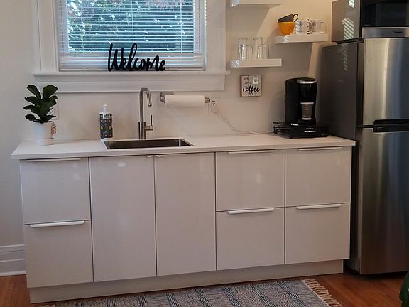 Brand new kitchen and appliances