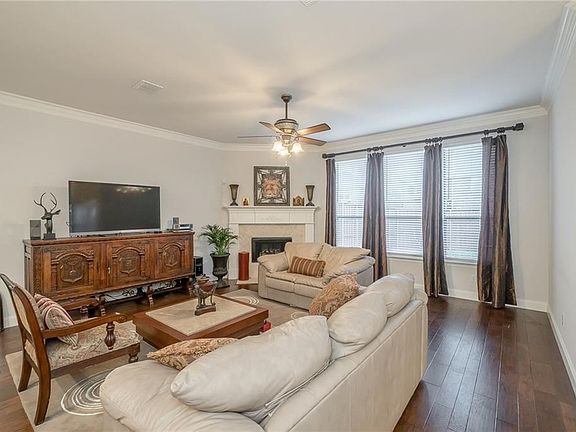 5th image of 6400 Taprock Dr