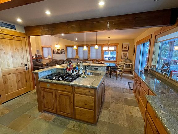 4th image of 3353 Pine Hill Rd