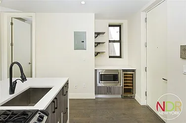 Rented by United Group