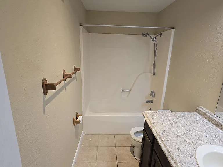 18 Bentree Ln #403 — Photo 50