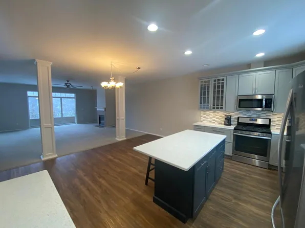 20349 Riverside Dr, Eagle River, AK 99577