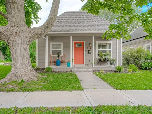 112 Suddarth St, Liberty, MO 64068