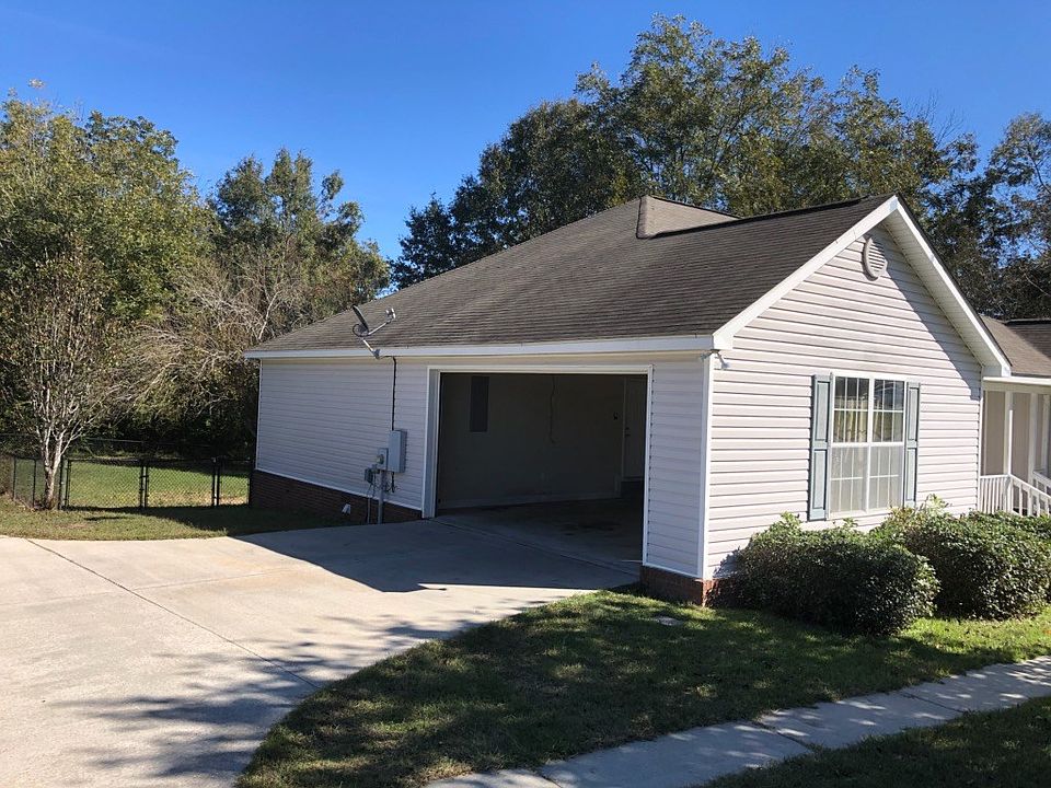 2nd image of 44 Rehobeth Way