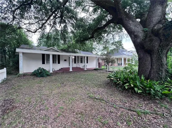 2808 Hill St, Alexandria, LA 71301