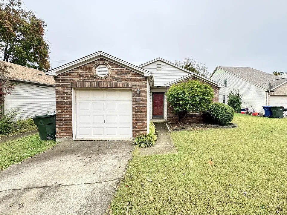 824 Nickwood Trl