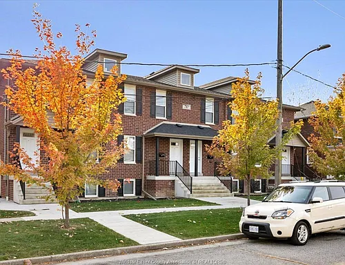 717 Saint Antoine St #3 Photo 1
