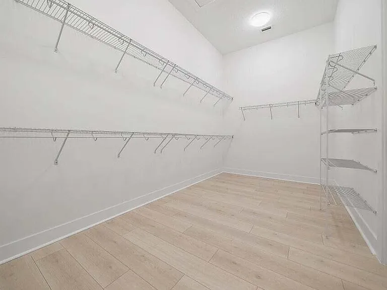 13613 Le Christine Dr — Photo 23