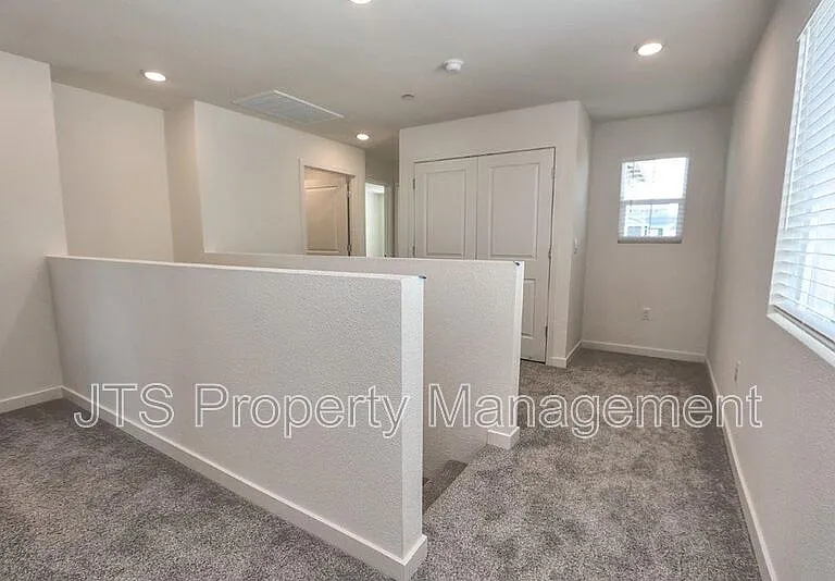 2097 Shady Tree Cir — Photo 24