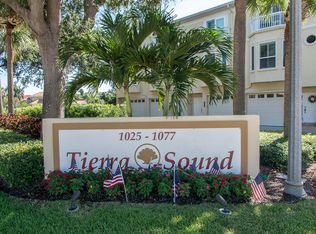 1075 Pinellas Bayway S, Tierra Verde, FL 33715