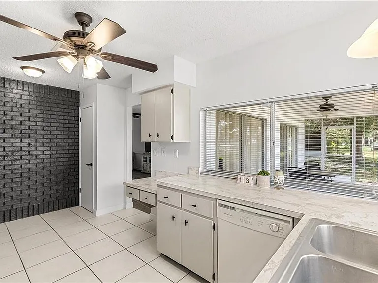 13013 Sawmill Way — Photo 13